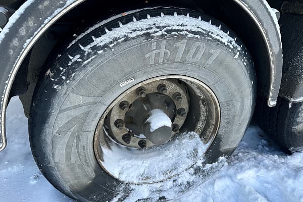 9318* Полуприцеп тяжеловоз 3 оси