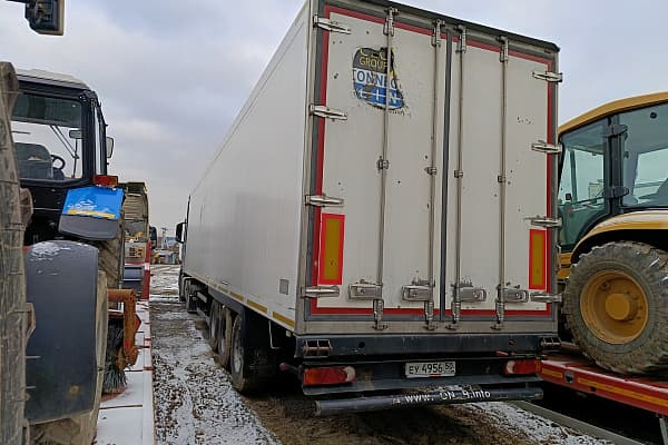 9746 Полуприцеп изотермический/рефрижератор