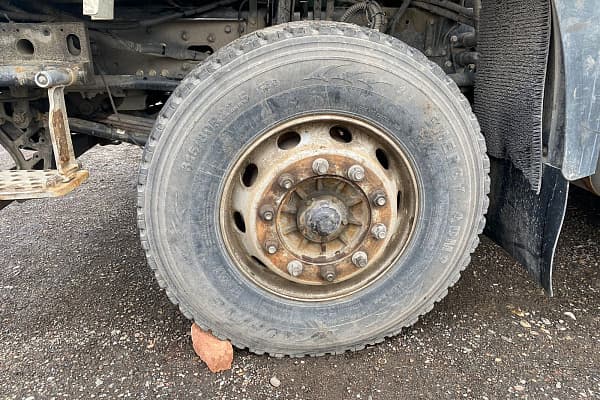 CA 3310 8x4 Самосвал