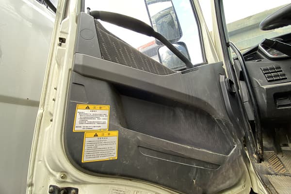 CA 3250 6x4 Самосвал