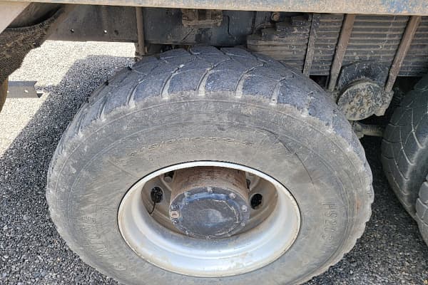 CA 3310 8x4 Самосвал