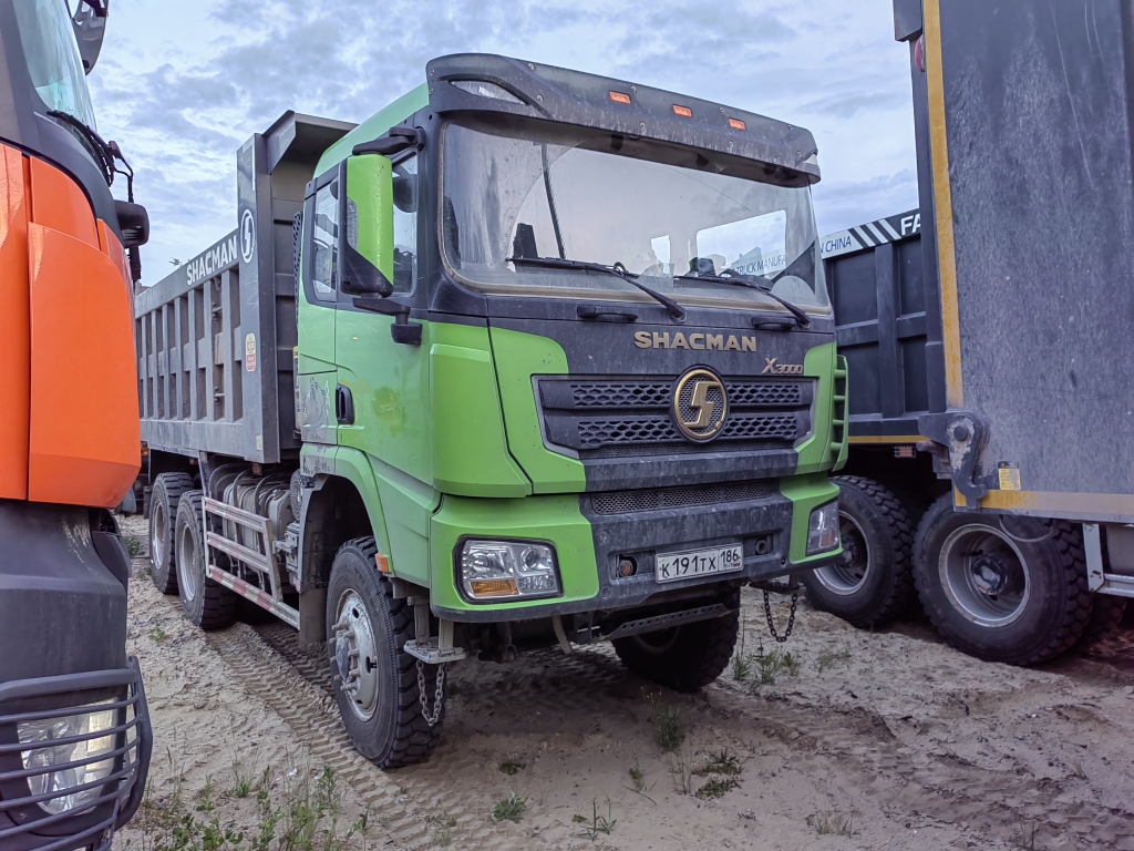 SX* 6x6 Самосвал