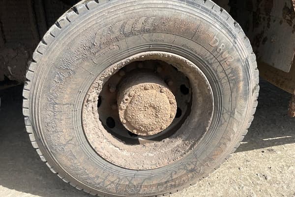 SX* 8x4 Самосвал