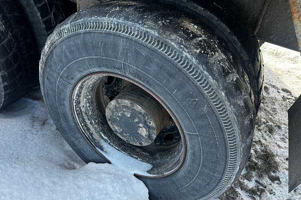 J6 8x4 Самосвал