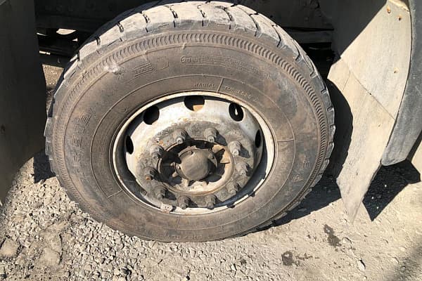 J6 8x4 Самосвал
