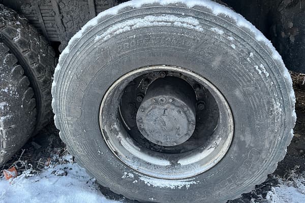 J6 8x4 Самосвал