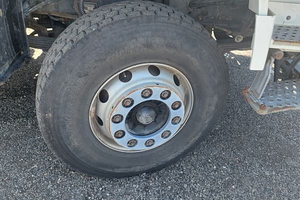 J6* 6x4 Самосвал
