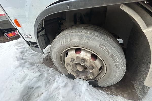 C12* на шасси Dongfeng C120 Бортовой (Евроборт)