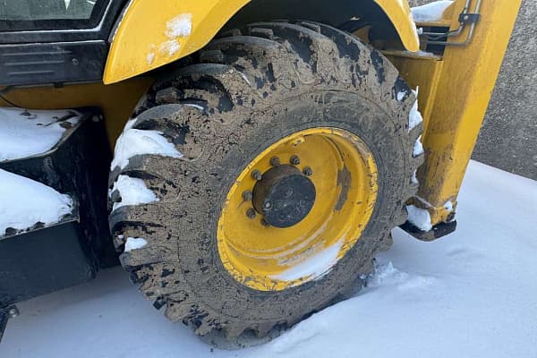 TLB100 Экскаватор-погрузчик
