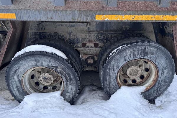 6589* на шасси Isuzu Giga (CYZ) 6x4 Самосвал