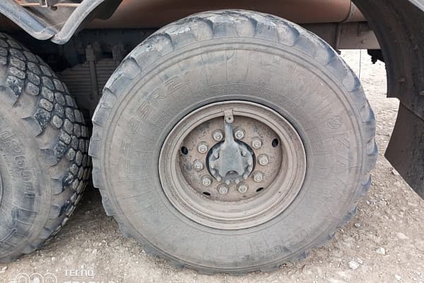 7088* на шасси КамАЗ 43118 6x6 Установка насосная для кислотной обработки скважин