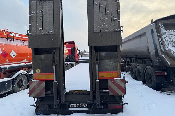 LOWBED Полуприцеп тяжеловоз 5 осей