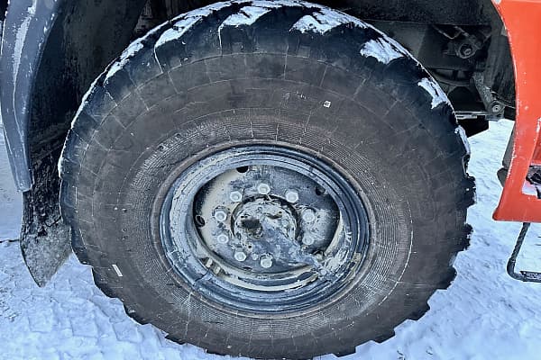 4208* на шасси КамАЗ 43118 6x6 Вахтовый автобус