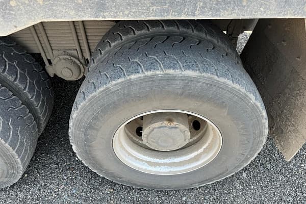 SX* 8x4 Самосвал