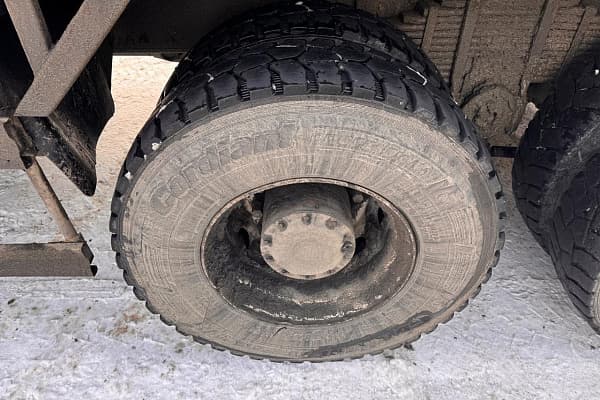 J6 8x4 Самосвал