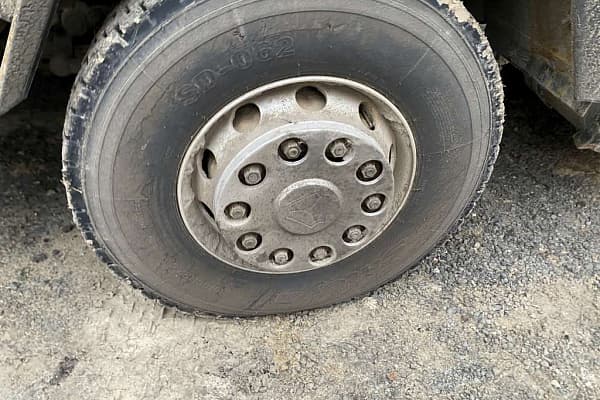 C7H 8x4 Самосвал