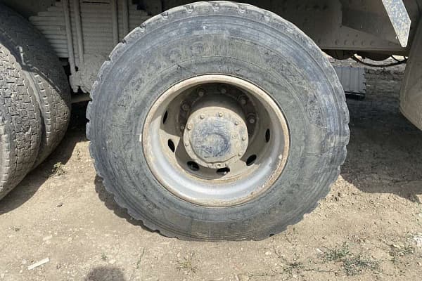 SX* 8x4 Самосвал