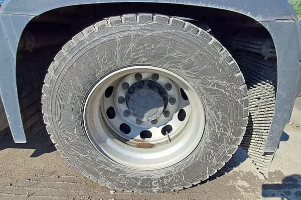 CQ* 4x2 Седельный тягач