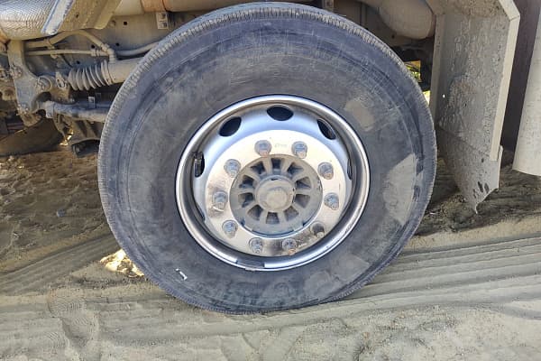 SX* 8x4 Самосвал